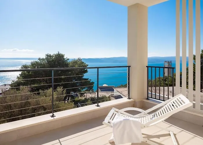 Villa Modern Maris - With Heated Pool & Sea View