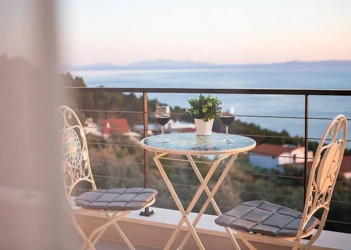 Villa Modern Maris - With Heated Pool & Sea View