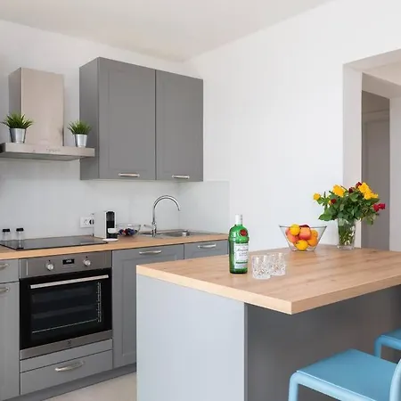 Villa Modern Maris - With Heated Pool & Sea View Brela