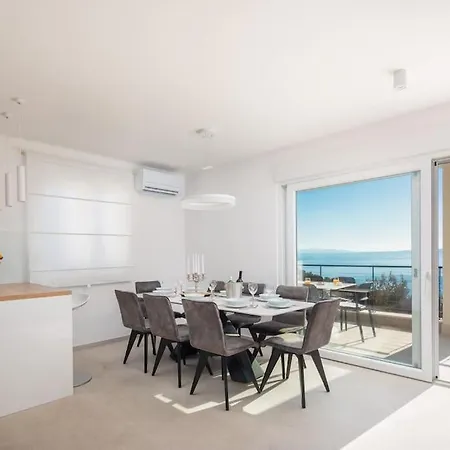 فيلة Modern Maris - With Heated Pool & Sea View