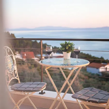 Вілла Modern Maris - With Heated Pool & Sea View *