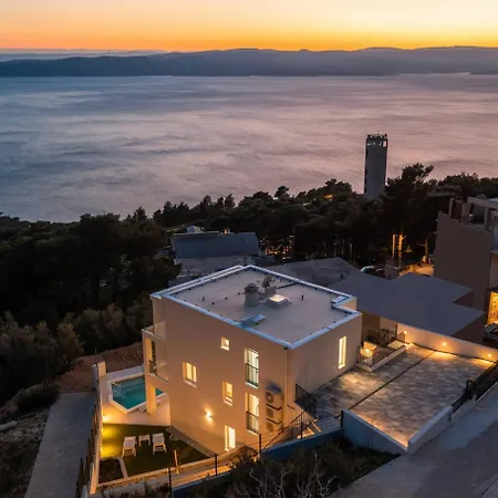 Вілла Modern Maris - With Heated Pool & Sea View